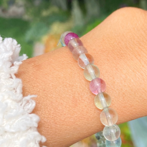 AAA Fluorite Bracelet - Picture 4 of 6
